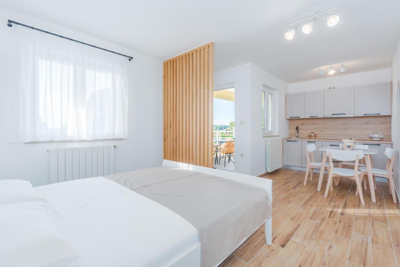 Apartmani Martincic Novigrad Istria 外观 照片